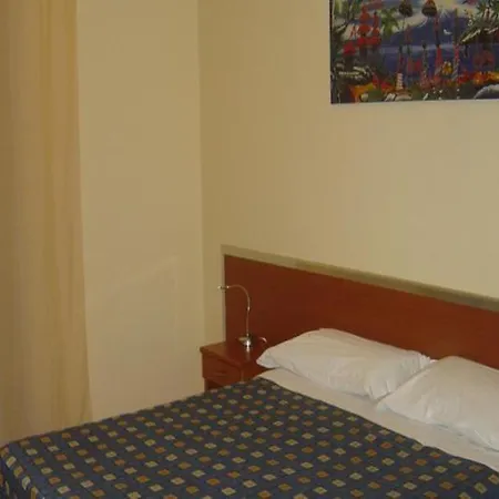 Gill Hotel 3*